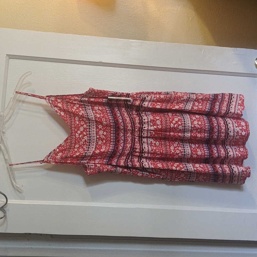 ✨4/$20 Red sundress geometric juniors